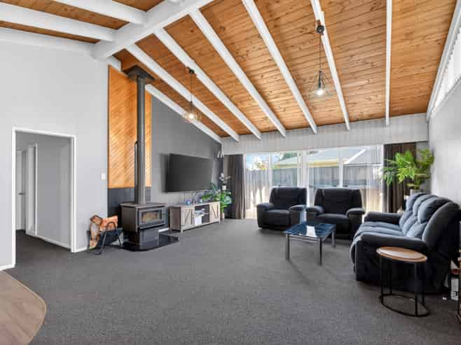 145 Cockburn Street, Masterton