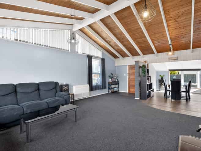 145 Cockburn Street, Masterton