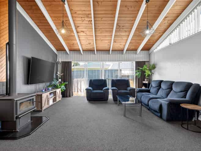 145 Cockburn Street, Masterton