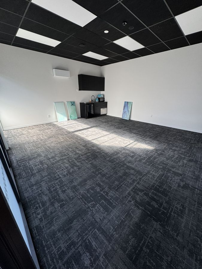 Natural Light-Filled Office – pohled 4