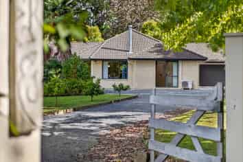 725C Puketona Road, Haruru