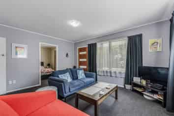 2/82 Wellington Street, Picton