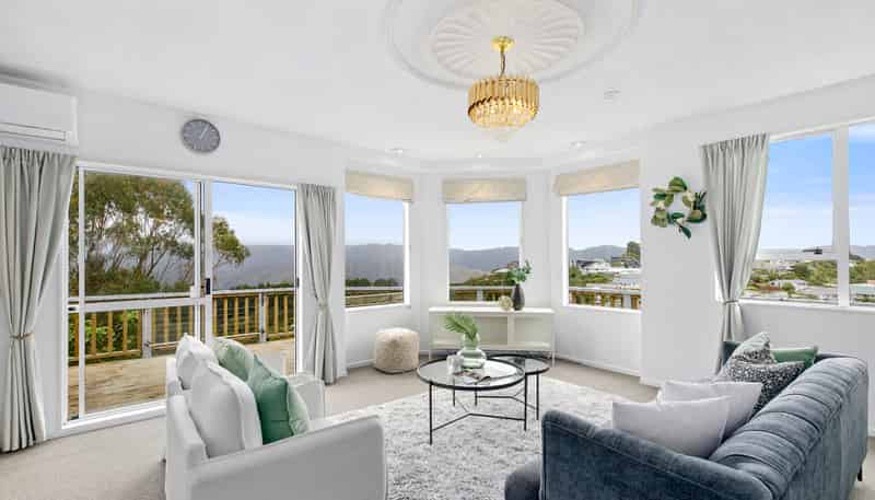 2/259 Major Drive, Kelson