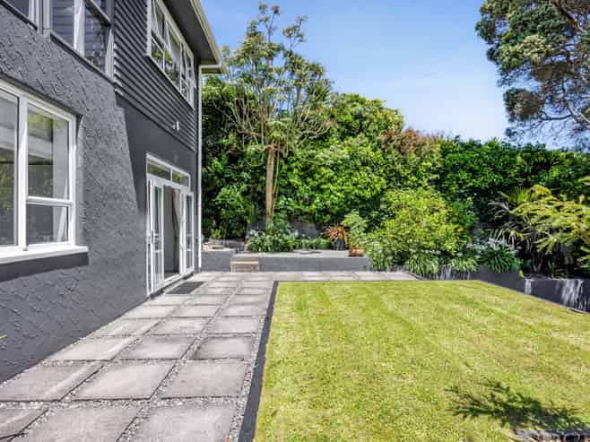 290 Devon Street West, New Plymouth