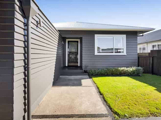 290 Devon Street West, New Plymouth