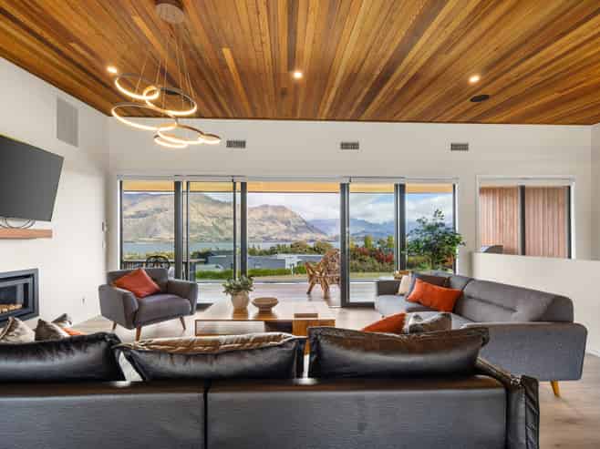 15 Forest Heights, Wanaka