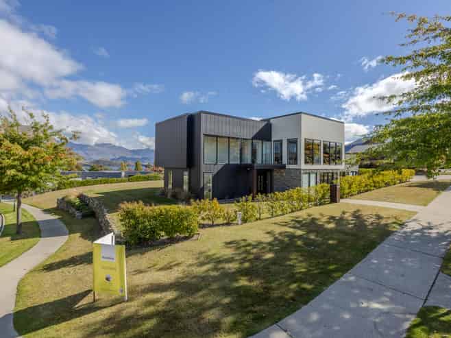 15 Forest Heights, Wanaka