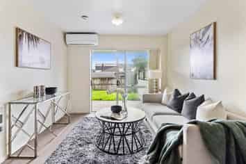 1/242 Great North Road, Henderson