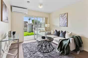 1/242 Great North Road, Henderson