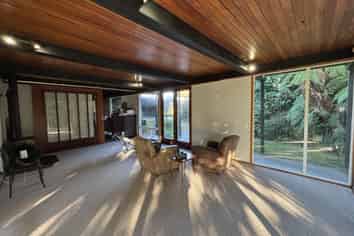 161 Ikitara Road, Whanganui East