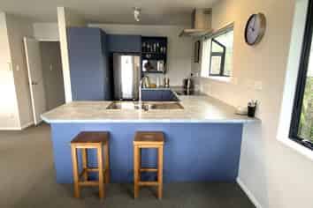 4 Tarawera Road, Johnsonville