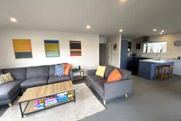 4 Tarawera Road, Johnsonville