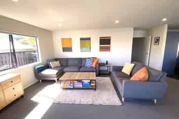 4 Tarawera Road, Johnsonville