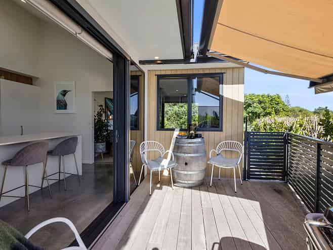 2/31 Links Drive, Waiwhakaiho