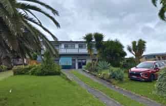 42 James Cook Drive,, Welcome Bay