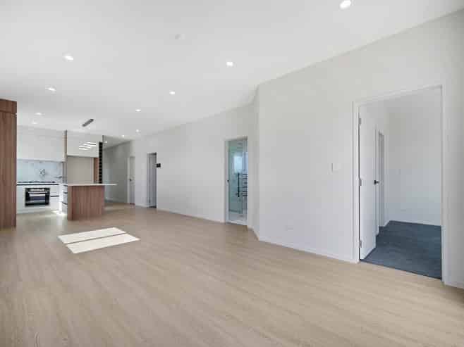 24 Hari Road, Karaka