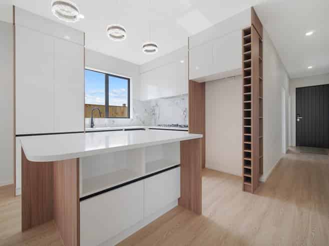 24 Hari Road, Karaka