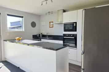 18 Beach Street, Hokitika