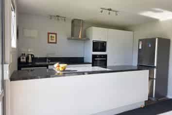 18 Beach Street, Hokitika