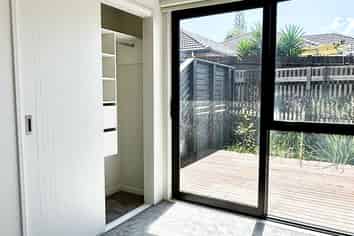 8/26 Buscomb Avenue, Henderson