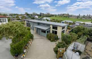 11 Beckett Lane, Raumati Beach