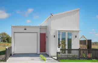 24 Te Taiheke Road, Karaka