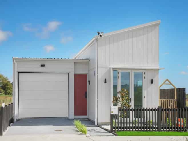 24 Te Taiheke Road, Karaka