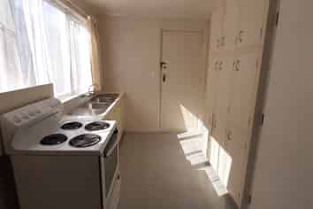 2/8 Stanmore Road, Linwood