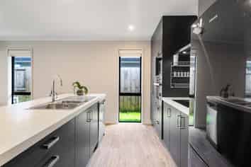 36 Komata Crescent, Papamoa