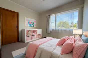  Larnoch Road, Henderson