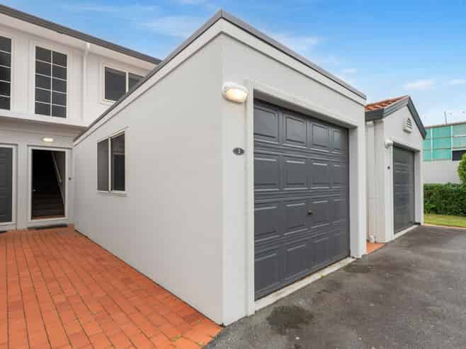 2/111 Santa Monica Drive, Papamoa