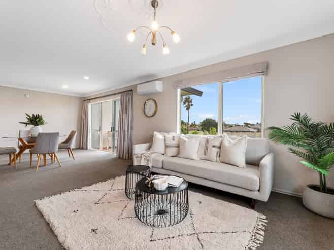 2/111 Santa Monica Drive, Papamoa