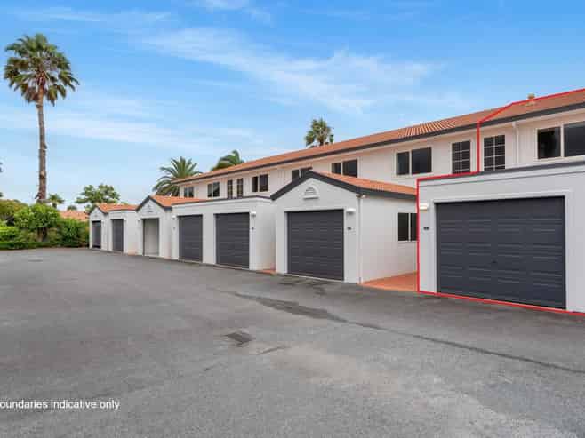 2/111 Santa Monica Drive, Papamoa