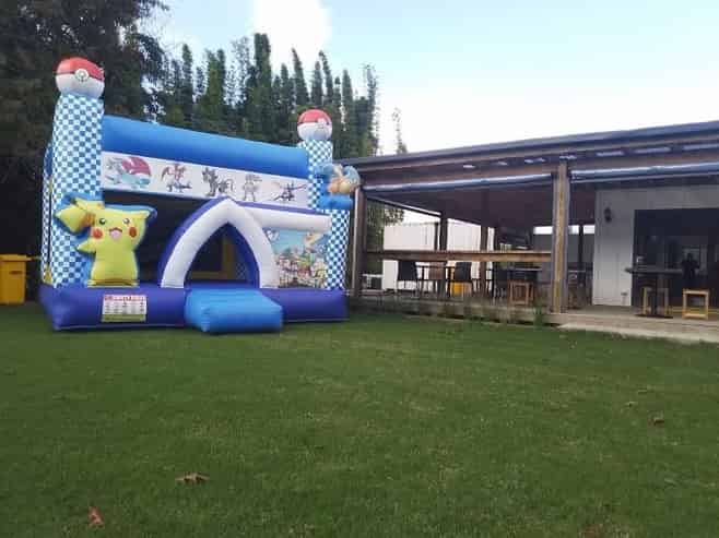 Cafe & BBQ, $1M+ Revenue, Prime Highway Location