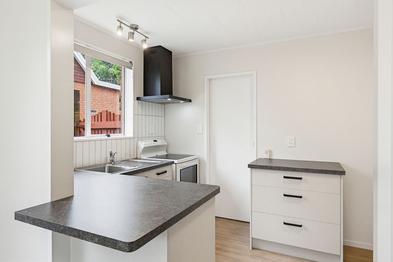 BEO $665K  - "As Good as New"  Paraparaumu Beach - Ansicht 3