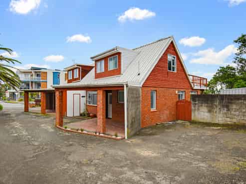 7B Howell Road, Paraparaumu Beach