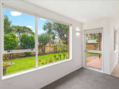 7B Howell Road, Paraparaumu Beach