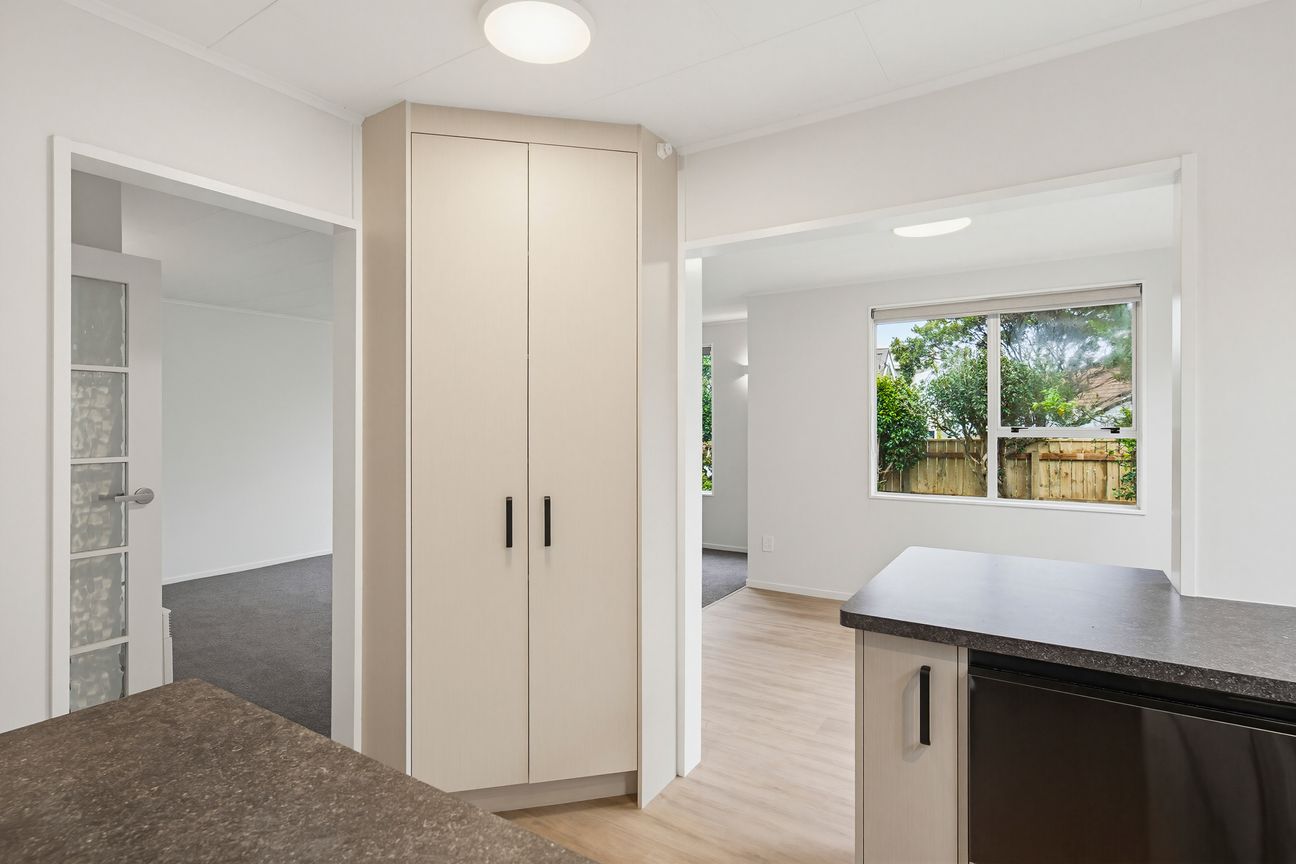 BEO $665K  - "As Good as New"  Paraparaumu Beach - Ansicht 6