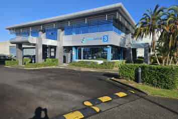 Full-floor office opportunity in Mangere
