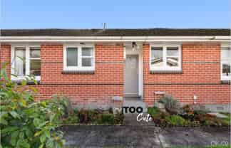 2/28 Ararino Street, Trentham