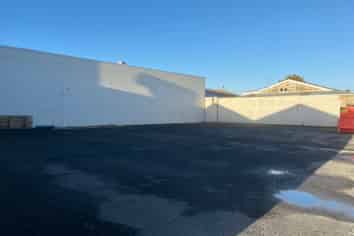 Central Warehouse - secure storage and yard 