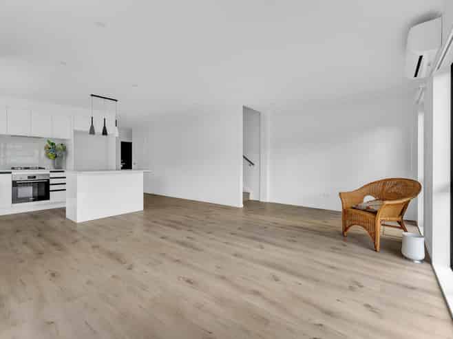 64D Coxhead Road, Manurewa