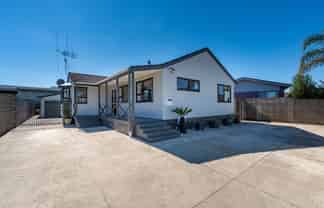 18 Jasmine Avenue, Dinsdale