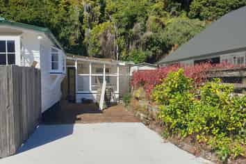 716 Main Road North, Te Marua