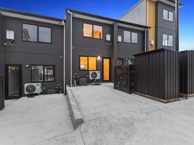 293C Flat Bush School Road, Flat Bush