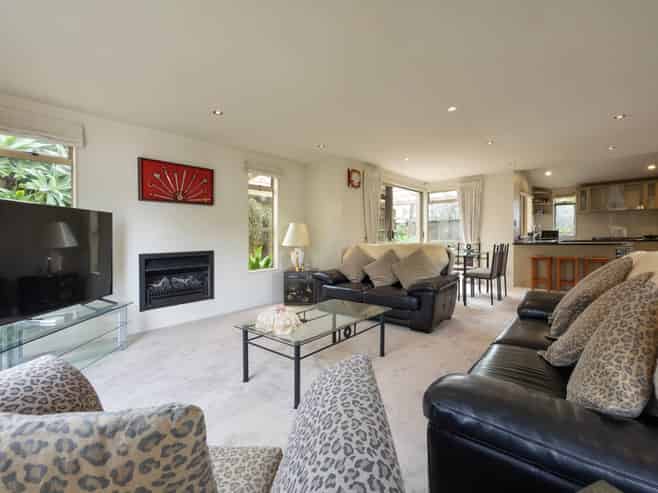 11B Abbotts Way, Remuera