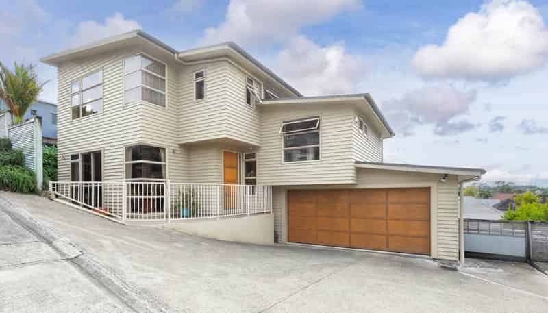 11B Abbotts Way, Remuera