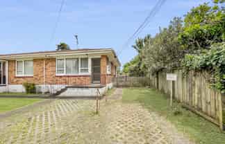 4/35 Kings Road, Panmure