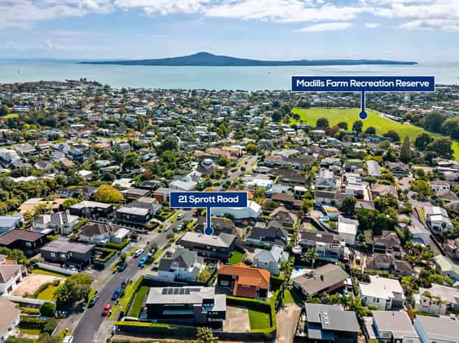 21 Sprott Road, Kohimarama