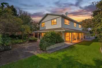 4 Rowanwood Close, Halswell